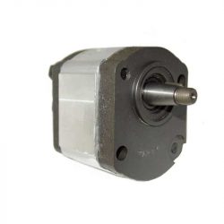 Pompe hydraulique CASE IH série 320 323, 420, ancienne série avec sortie arrières vue côté arbre