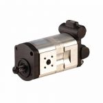 Pompe double tracteur CASE IH avec régulateur et limiteur en flasque arrière