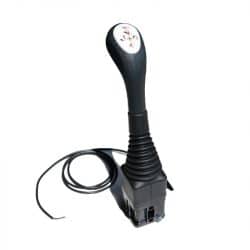 Joystick deux fonctions par câble en croix. commande par câbles avec interrupteur de la marque Indemar.