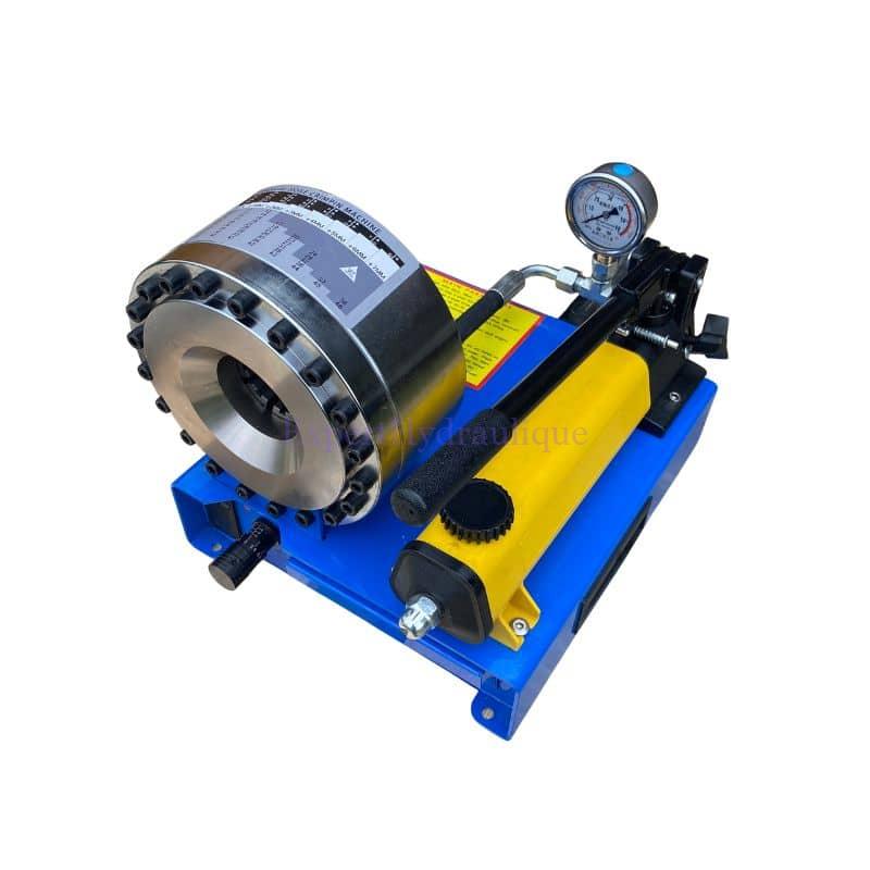 Sertisseuse manuelle Sertisseuse d’atelier manuelle avec jeux de mors.