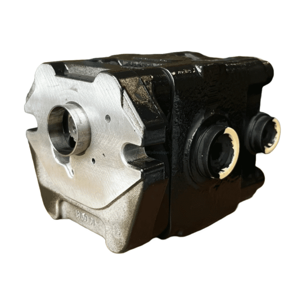 Pompe gavage monté sur pompe Nachi PVD-2B-50P-16G6-4928G – Image 1